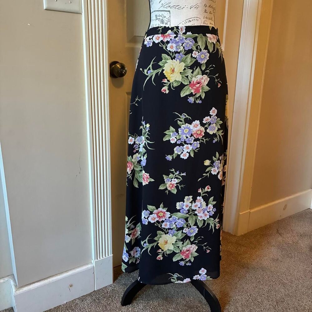 Liz Claiborne vintage 90s y2k floral maxi skirt